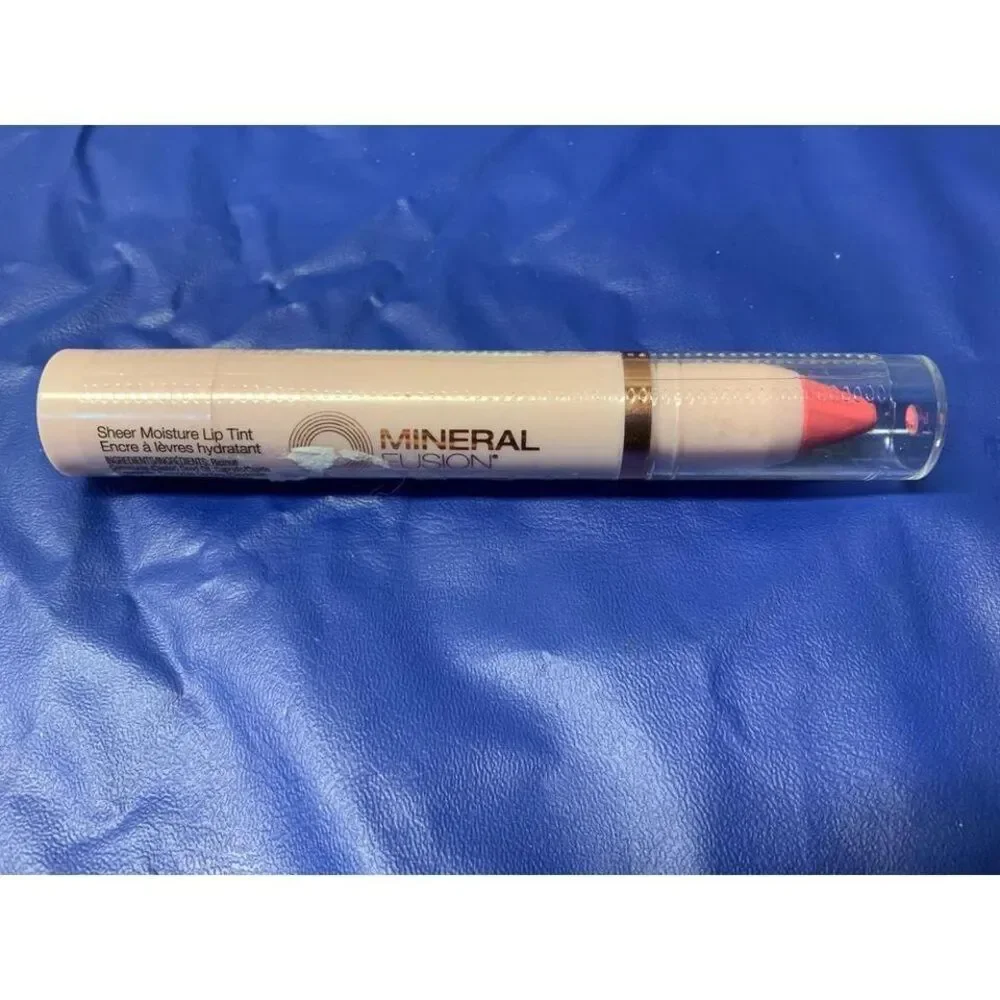 Mineral Fusion new‎ sealed sheer lip tint free ship